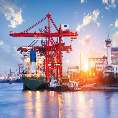 如何防止在碼頭的起重機生銹？